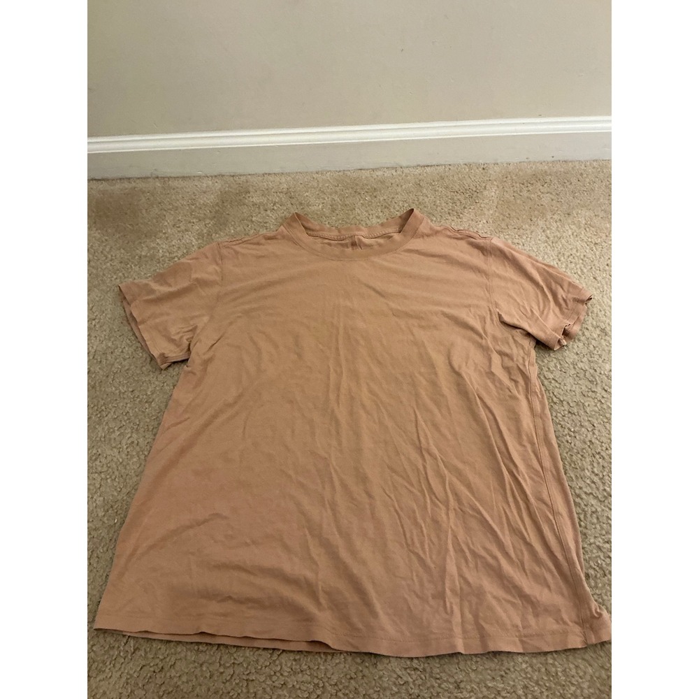 Lululemon short sleeve shirt size large